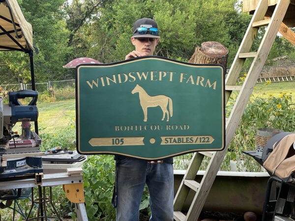 Full Color Stable Name Sign